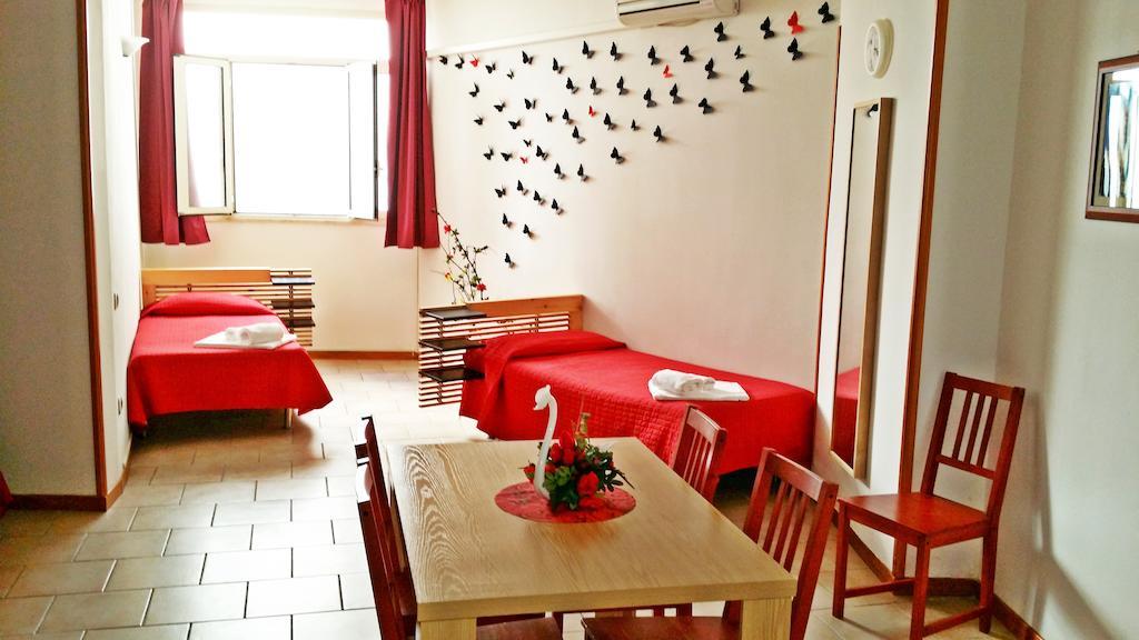 Hotel Residence Lupiae Лечче Номер фото