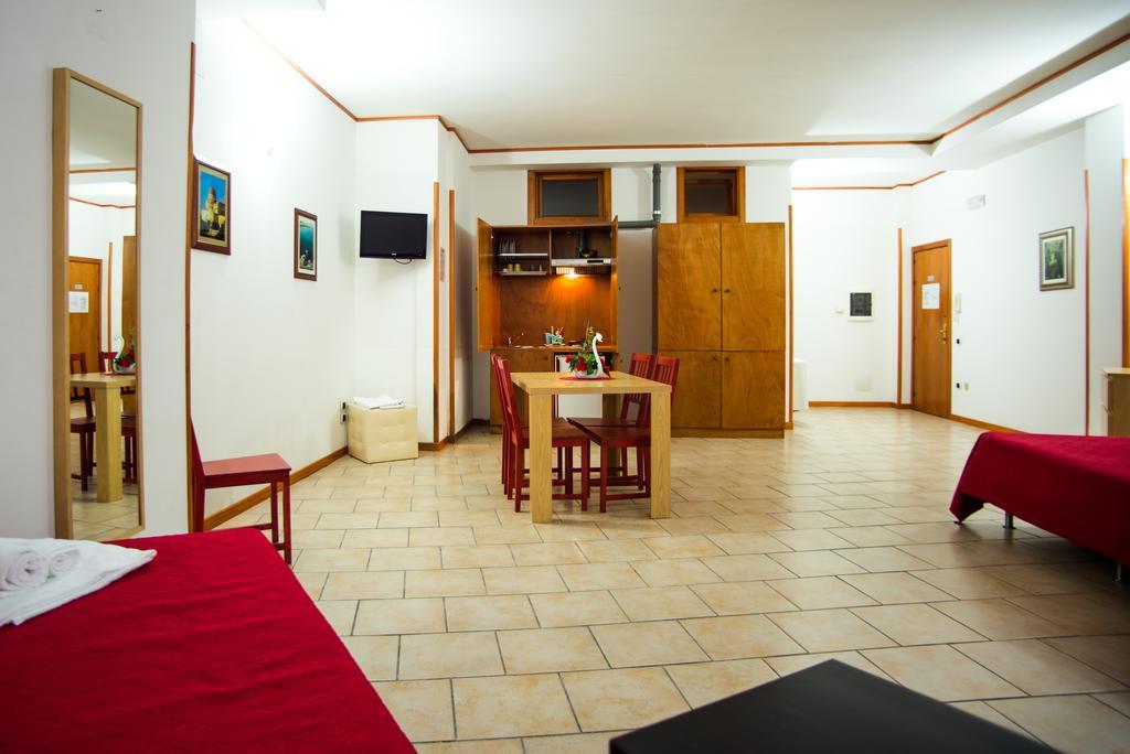 Hotel Residence Lupiae Лечче Экстерьер фото