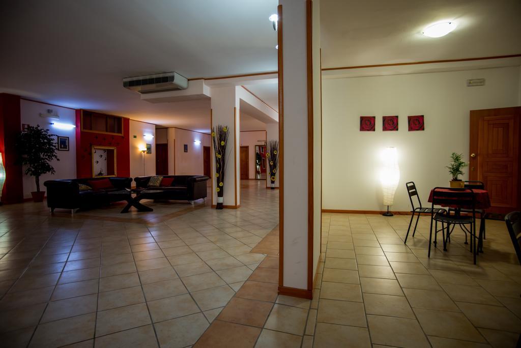 Hotel Residence Lupiae Лечче Экстерьер фото