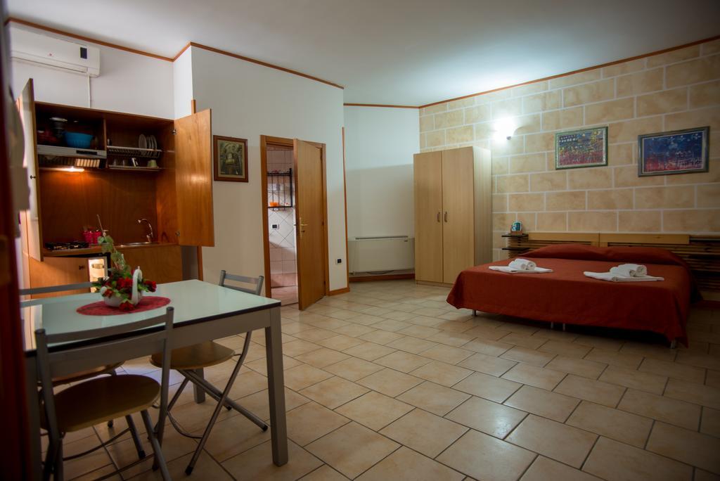 Hotel Residence Lupiae Лечче Экстерьер фото