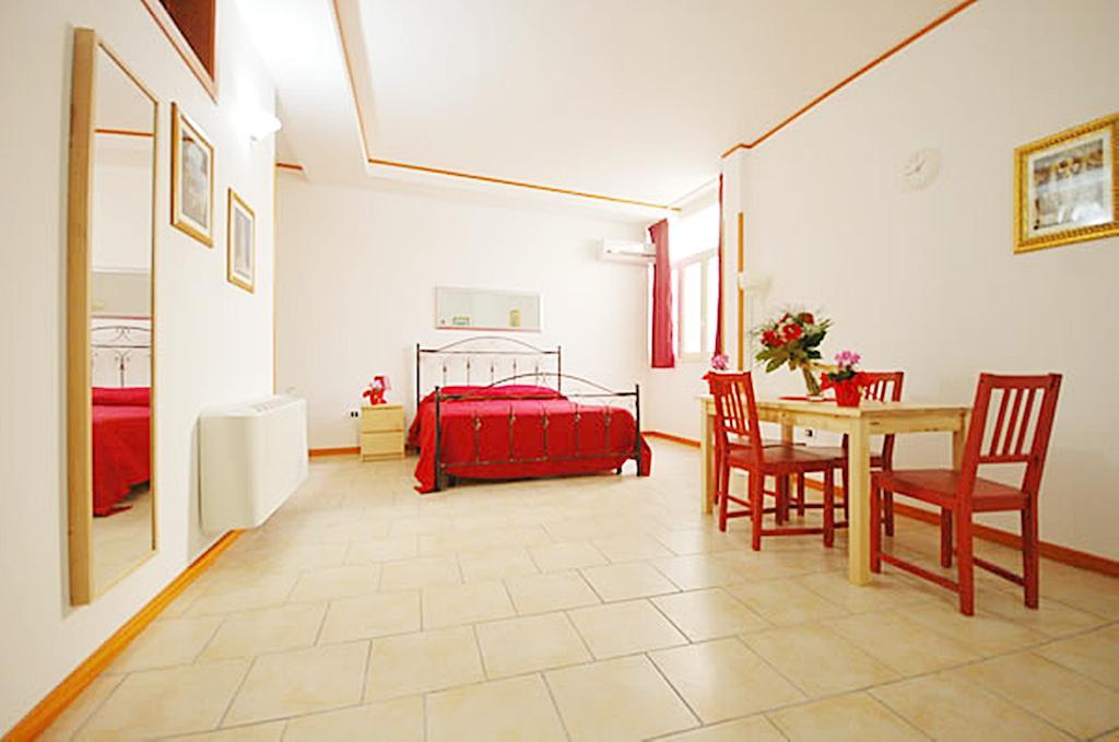 Hotel Residence Lupiae Лечче Экстерьер фото